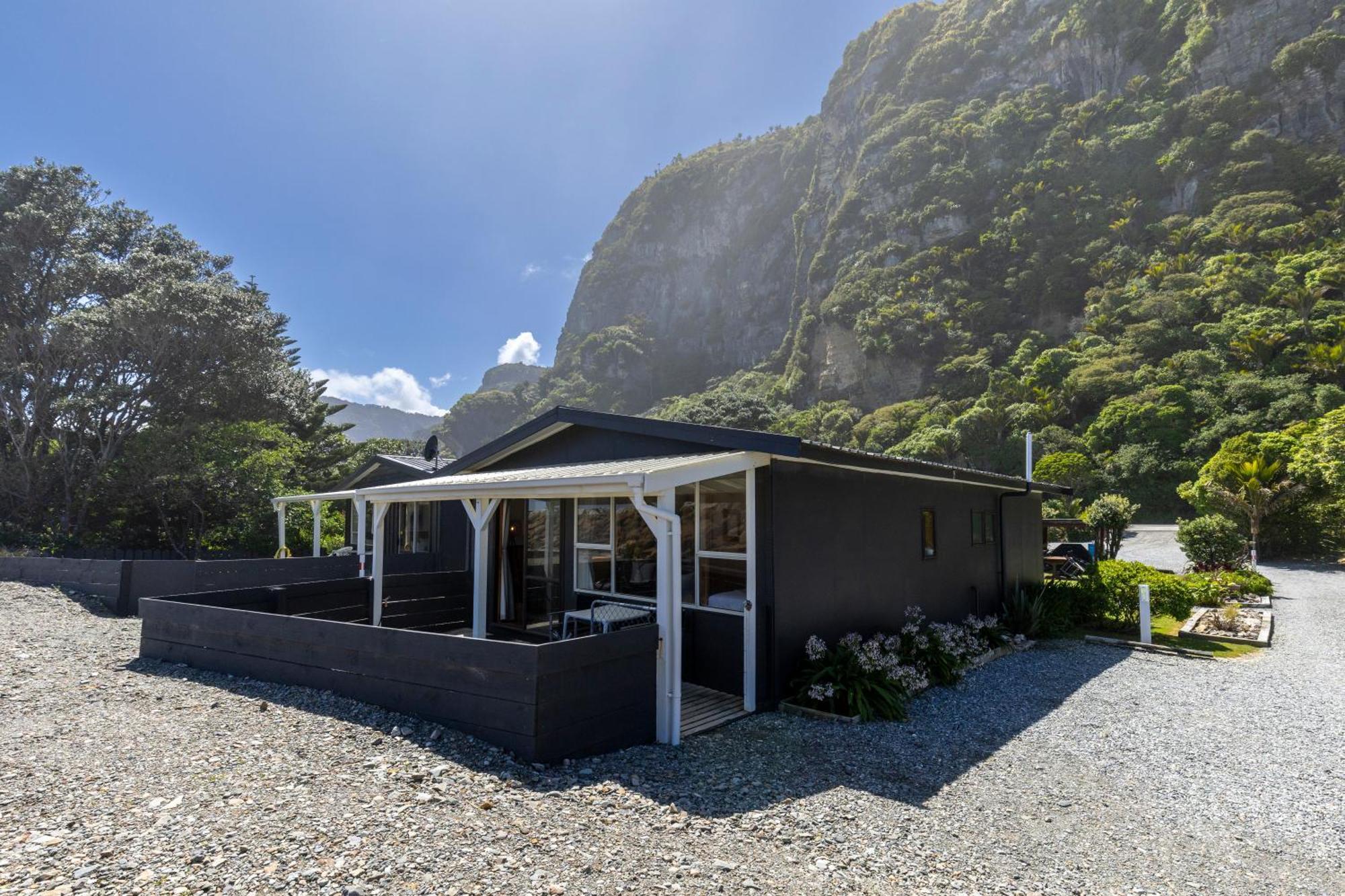 Punakaiki Beachfront Motels Exterior foto